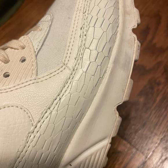 White Snakeskin Nike Air Max 90 - Picture 6 of 7